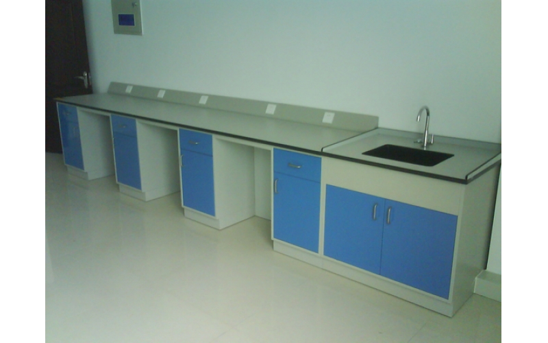 　該如何籌劃實驗邊臺的相關(guān)環(huán)境